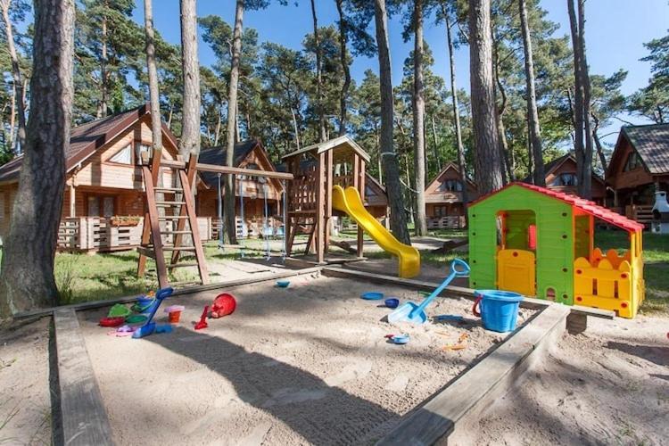 Spacious Holiday Homes Near The Beach In Побєрово Екстер'єр фото